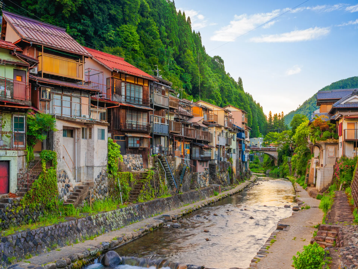 Gujo20hachiman