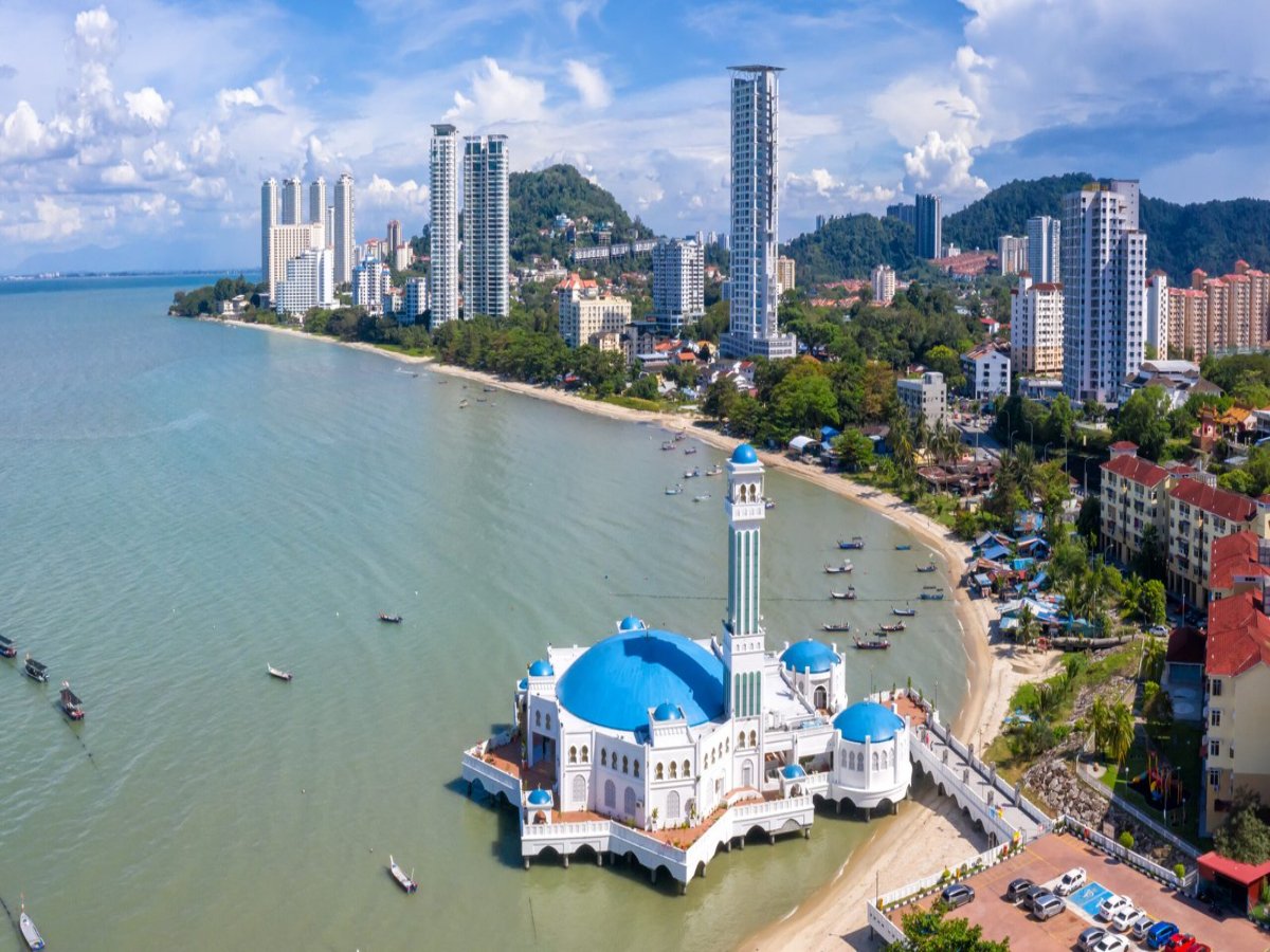 aerial-photo-floating-mosque-panorama-penang-island-malaysia-scaled